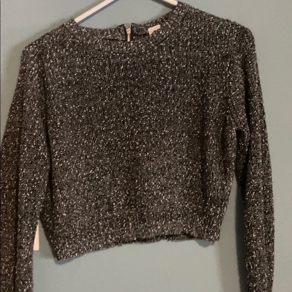 Cropper gray sweater
